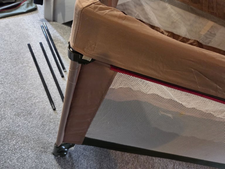 Mamas & Papas travel Cot
