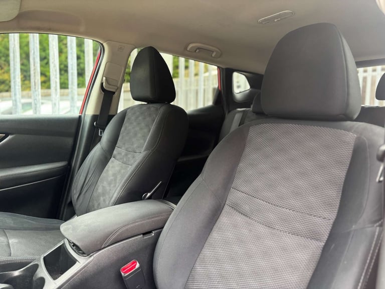 2015 Nissan Qashqai 1.2 Qashqai N-Tec DiG-T 5dr SUV Petrol Manual