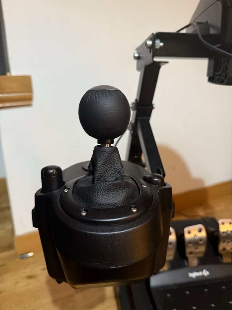 Logitech g920 steering wheel with shifter, pedals and stand 