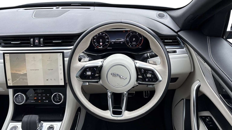 2023 Jaguar F-Pace 2.0 D200 R-Dynamic SE Black 5dr Auto AWD Estate Diesel Automatic