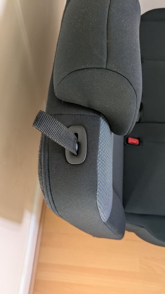 Nissan NV200 combi 2016 middle row of seats