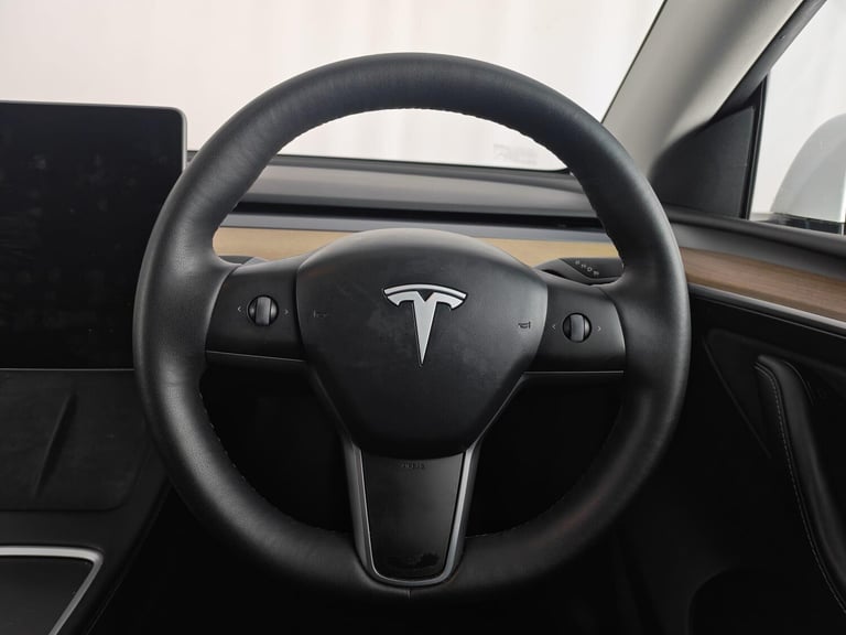 2022 Tesla Model Y (Dual Motor) Long Range Auto 4WDE 5dr MPV Electric Automatic