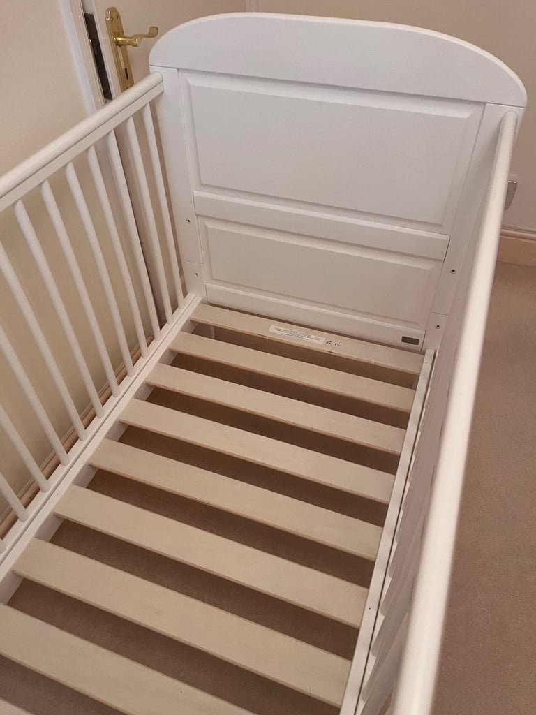 East Coast Angelina cot bed inc. M&P mattress