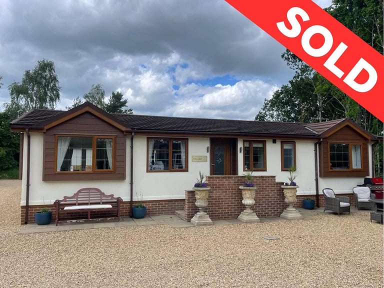 The Orton Gold by Red Rose Park Homes in Grantham  - Lodge / Caravan 