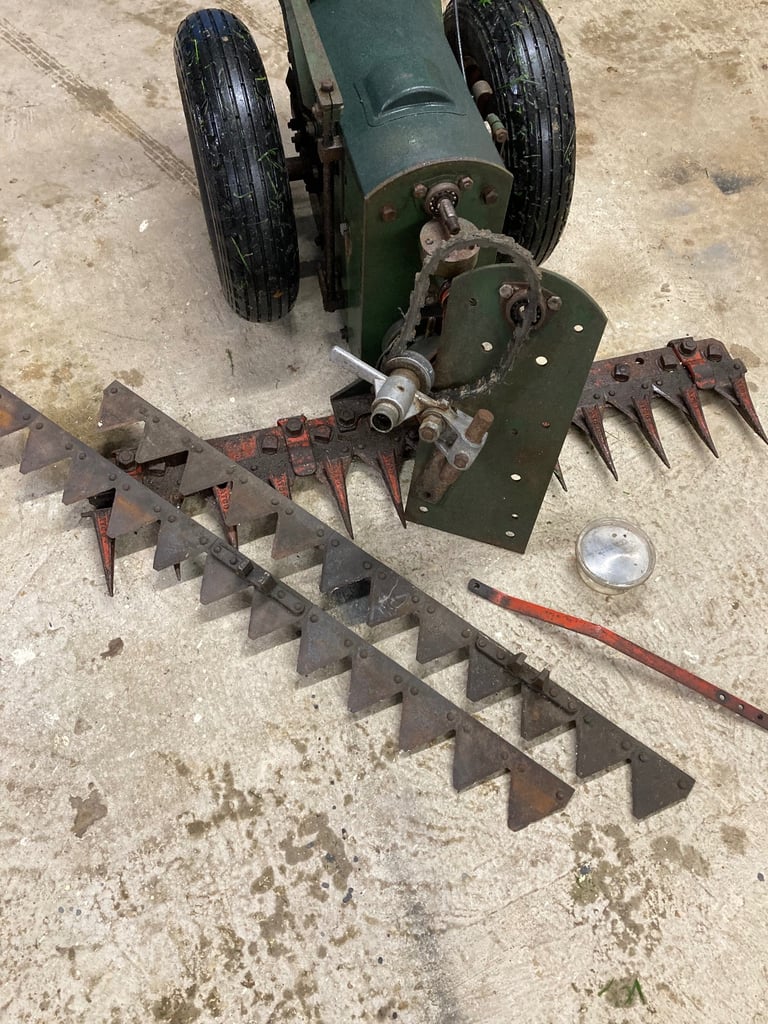 Atco Scythe with Hedge Trimmer