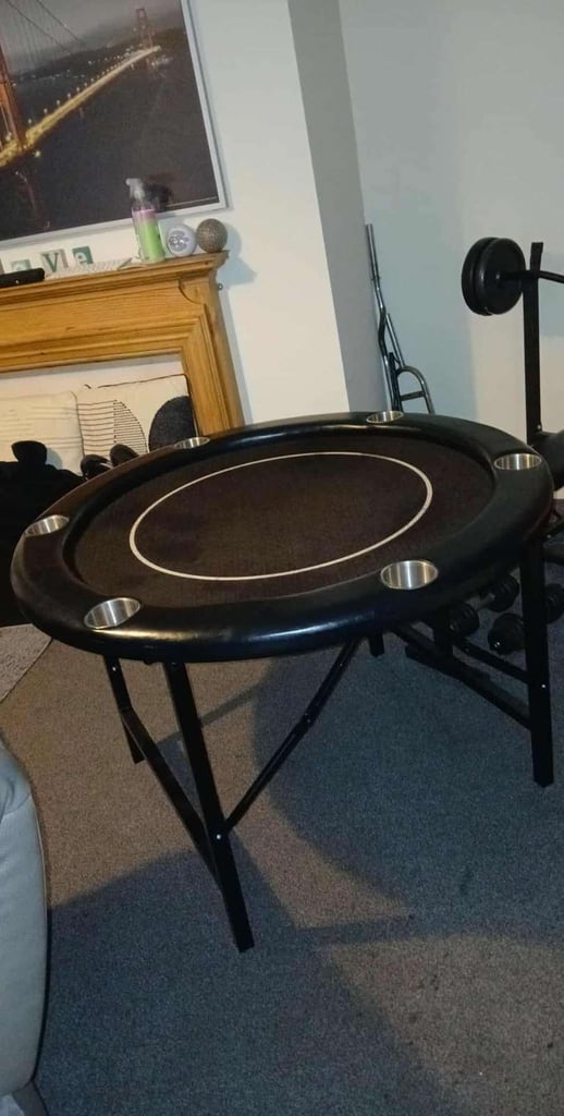 6 man foldable poker table