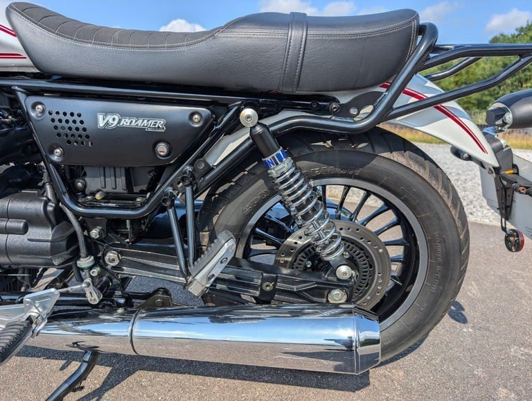 2018 MOTO GUZZI V9 ROAMER