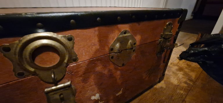 Large Chest / Overpond Trunk 1940s wood Metal Storage / Coffee Table 36"