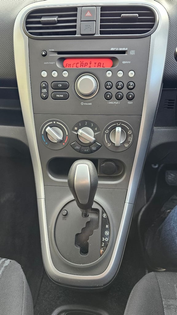 Vauxhall, AGILA, Hatchback, 2013, Other, 1242 (cc), 5 doors