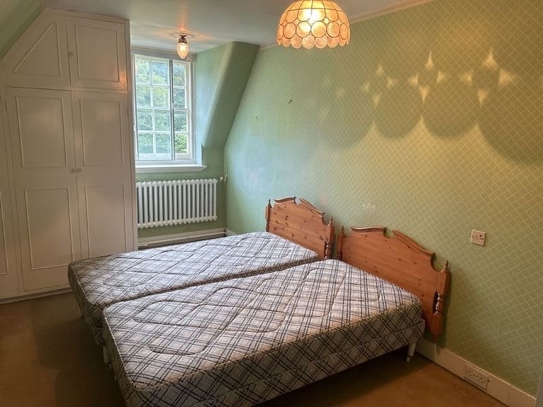 6 bedroom property for rent 