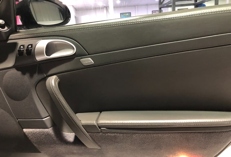 2005 Porsche 911 997 Carrera 2 Manual Coupe COUPE Petrol Manual