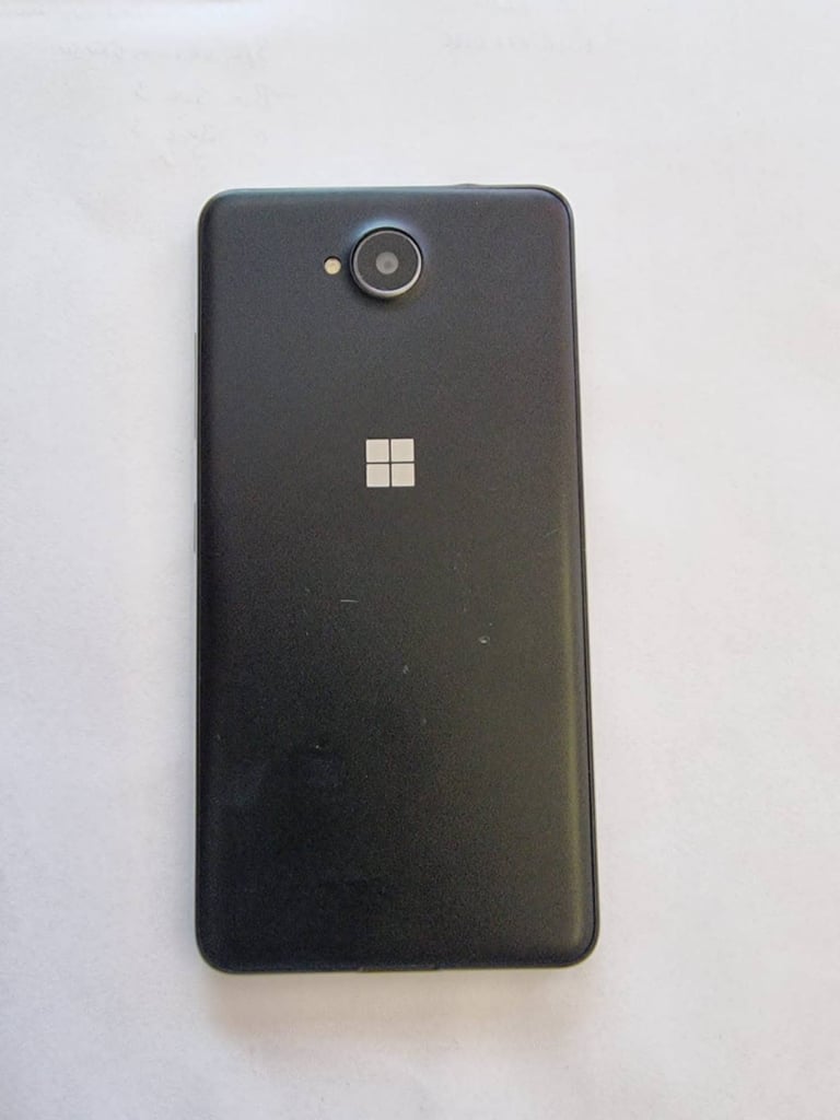 MICROSOFT LUMIA 650,16GB UNLOCKED 