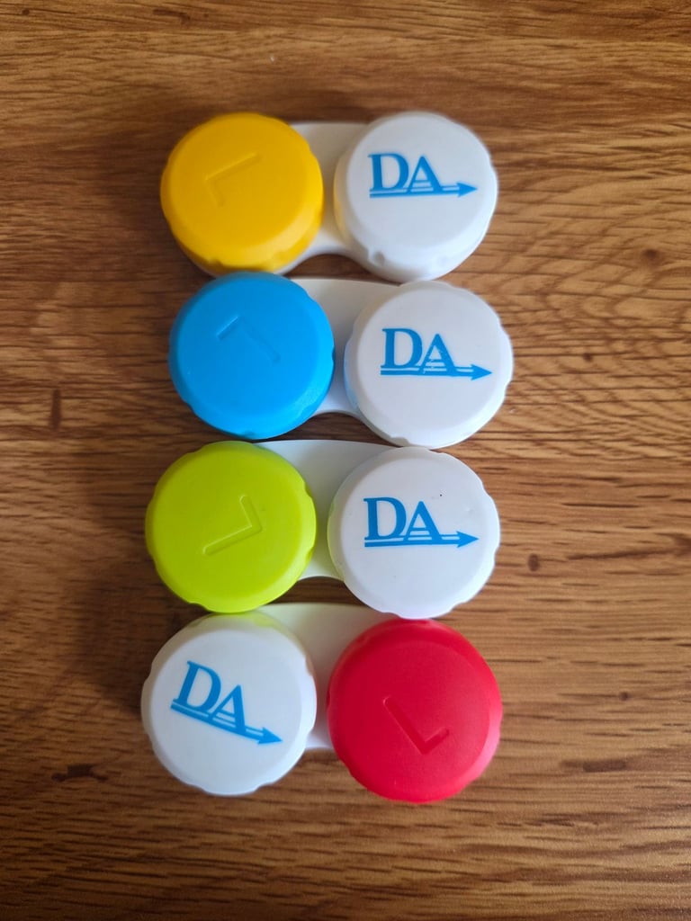 Cases for contact lenses (pack of 4)