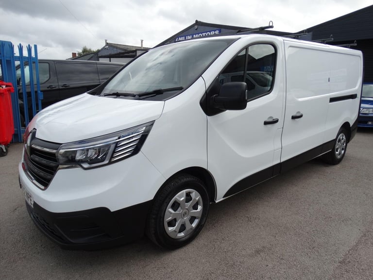 2022 Renault Trafic 2.0 dCi Blue LL30 Business L2 H1 Euro 6 (s/s) 5dr PANEL VAN Diesel Manual