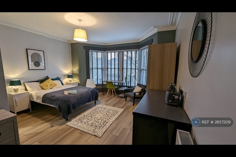 1 bedroom in Cranbrook Road, Bristol, BS6 (#2657209)
