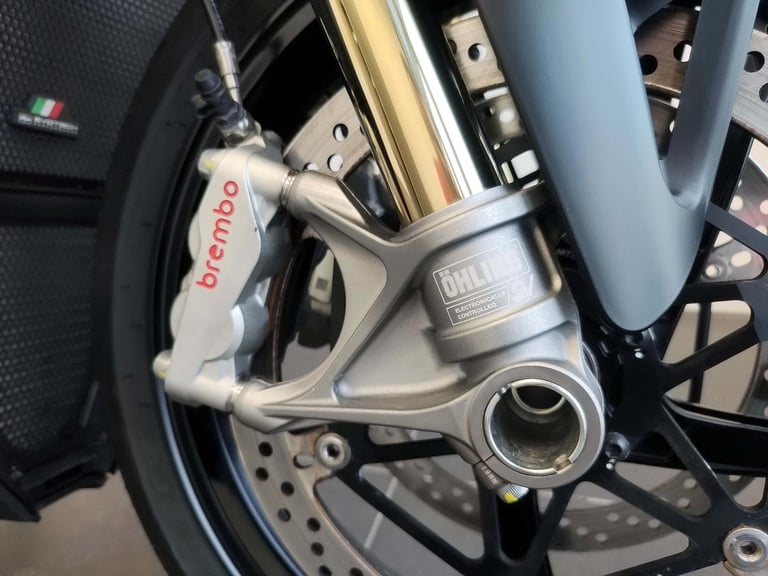 2025 Ducati Streetfighter V4S Red 562 Miles Akro Exhaust | £372 Dep & £372 pcm