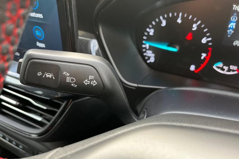 2023 Ford Focus 1.0 EcoBoost ST-Line 5dr ** Sync 4 - Touch Screen Navigation System ** Manu Hatch...