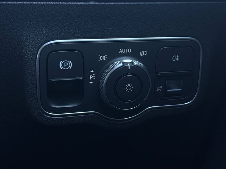 2022 Mercedes-Benz GLA GLA 180 Sport Executive 5dr Auto Hatchback PETROL Automatic