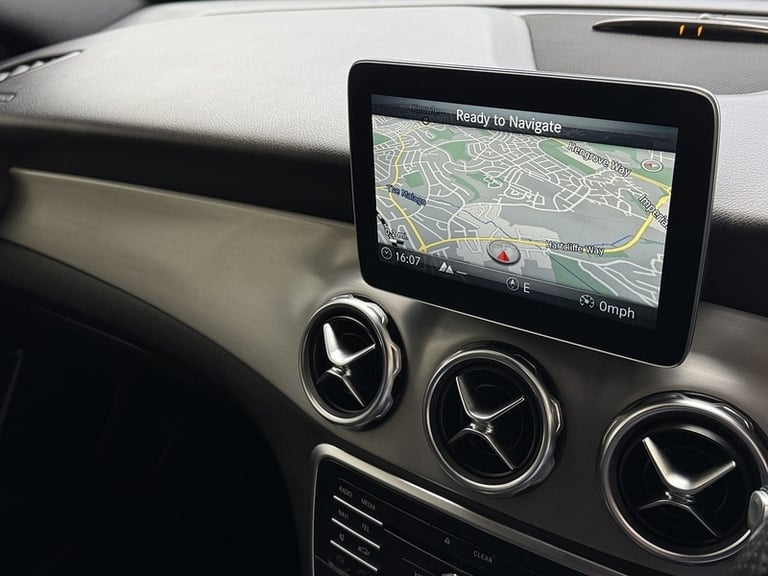 2018 Mercedes-Benz GLA GLA200d AMG Line SUV Diesel Manual