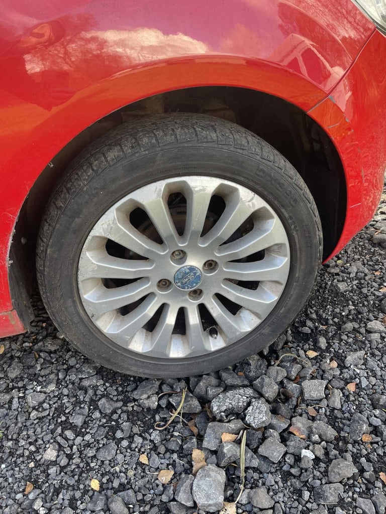 Ford Ka 15 inch Alloys x 4