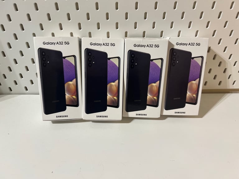 Samsung Galaxy A32 5G, 128 GB unlocked brand new on sale , 120 pound each 
