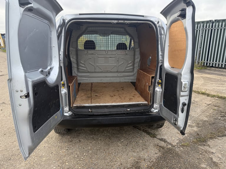 Peugeot, BIPPER, Panel Van, 2017, Manual, 1248 (cc)