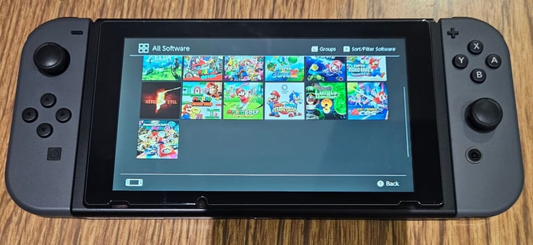 Nintendo Switch V-2 MOD with incredible games and accessories