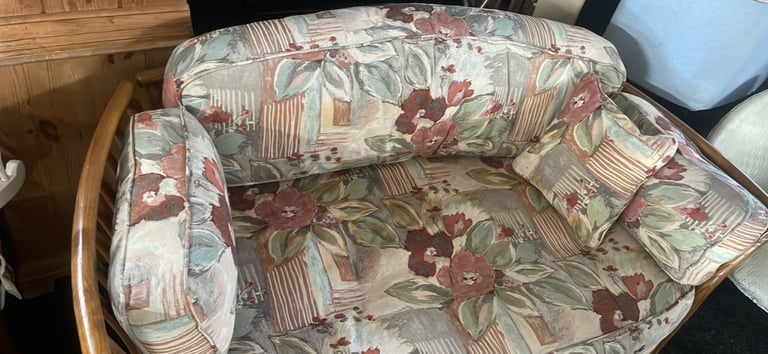 Ercol 2 seater seetee