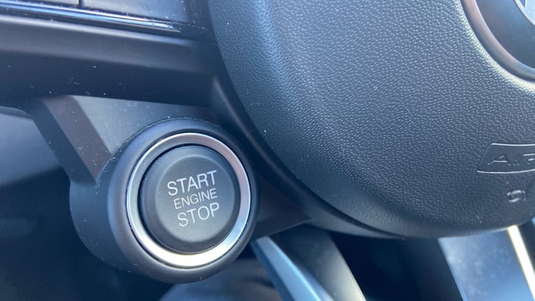 2021 Alfa Romeo Giulia 2.0T Veloce Saloon 4dr Petrol GPF Auto Euro 6 (s/s) (280 ps) Saloon Petrol...