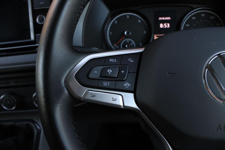 2022 Volkswagen Transporter 2.0 TDI T30 Highline FWD LWB Euro 6 (s/s) 5dr PANEL VAN Diesel Manual