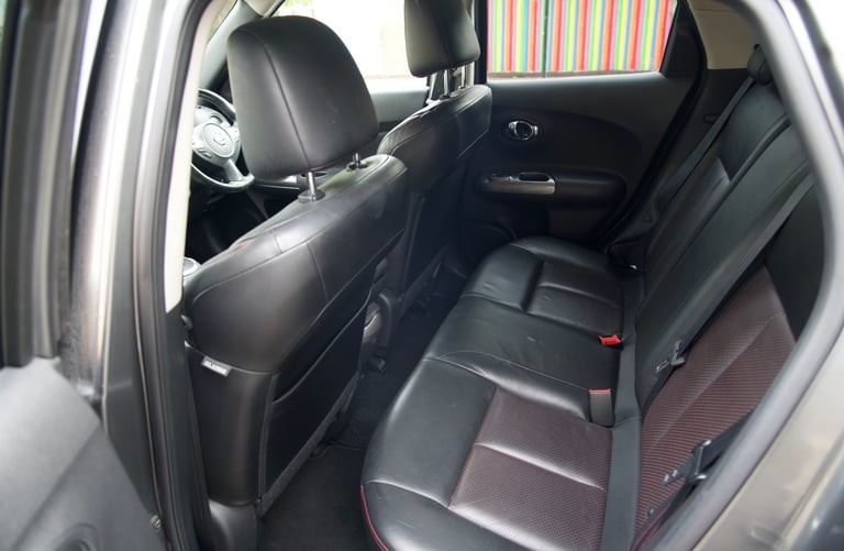 Nissan, JUKE, Hatchback, 2010, Semi-Auto, 1618 (cc), 5 doors