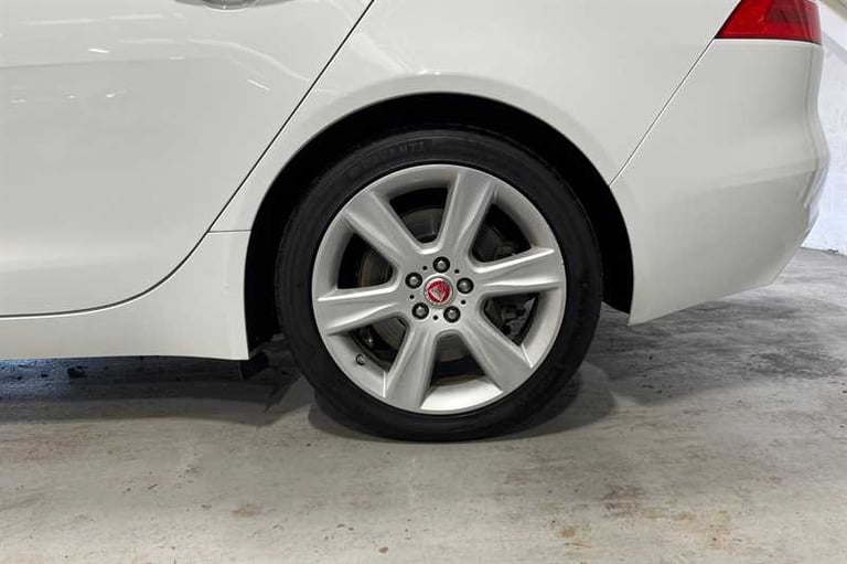 2018 Jaguar XE 2.0 [250] Portfolio 4dr Auto AWD SALOON PETROL Automatic