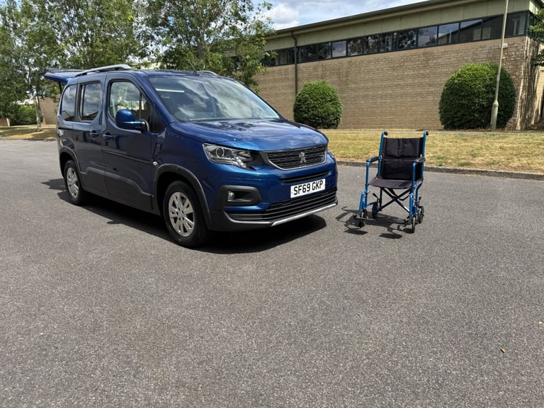  1.5 BlueHDi 100 Allure 5dr Wheelchair Accessible Vehicle, WAV