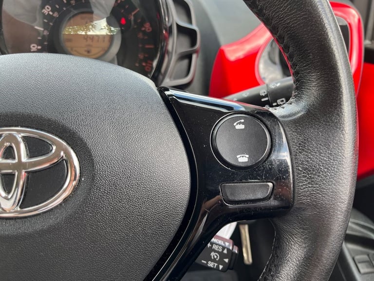  Toyota Aygo 1.0 Vvt I X Pression X Wave 5dr Petrol Manual Euro 5 Euro 5 68 Ps