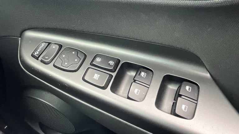 2021 Hyundai KONA 1.0 TGDi 48V MHEV Premium 5dr Hatchback Petrol Manual