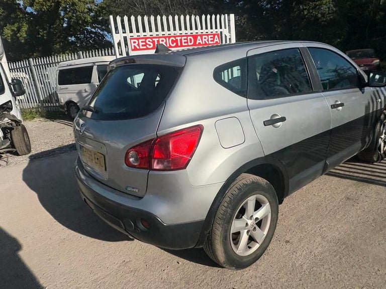 2010 Nissan Qashqai Qashqai Visia DCI Hatchback DIESEL Manual