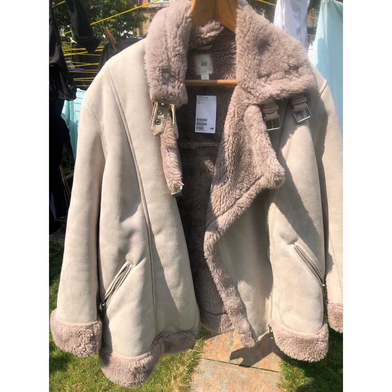 image for H&M jacket brand new with tag size Large