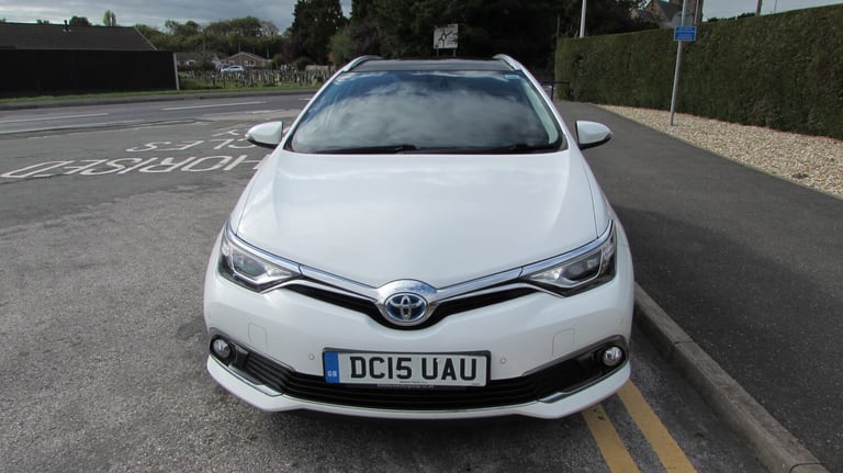 2015 Toyota Auris 1.8 Hybrid Excel 5dr CVT ESTATE Petrol/Electric Hybrid Automatic