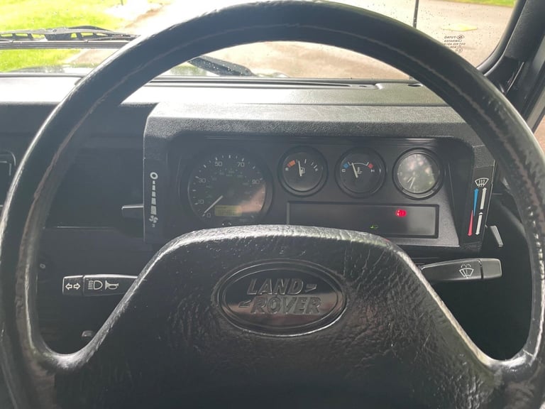 1999 Land Rover Defender 90 2.5 TD5 PANEL VAN DIESEL Manual