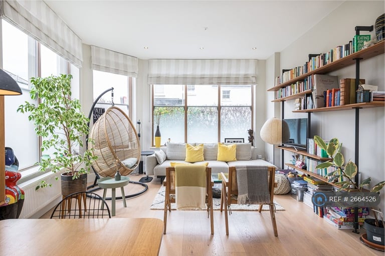 4 bedroom house in Bennerley Road, London, SW11 (4 bed) (#2664526)