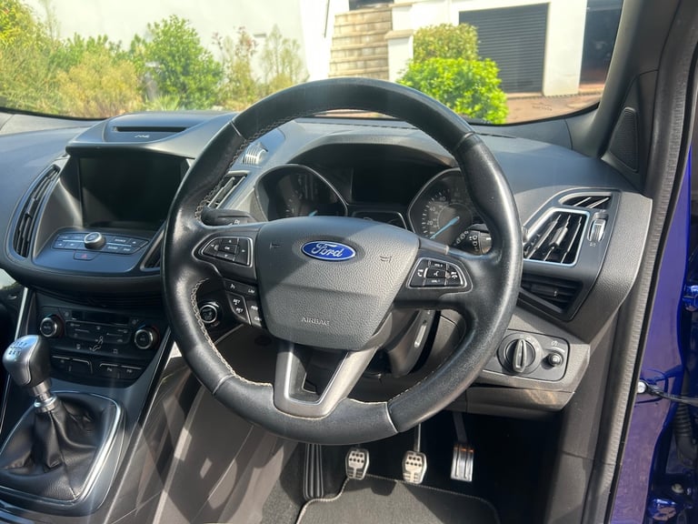 2017 Ford Kuga 2.0 TDCi 180 ST-Line 5dr HATCHBACK Diesel Manual