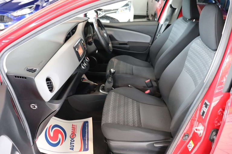 2016 Toyota Yaris 1.3 Yaris Icon VVT-I 5dr Hatchback Petrol Manual