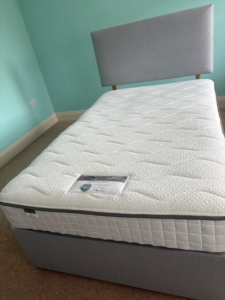 image for Small double divan bed with 4 storage drawers and headboard