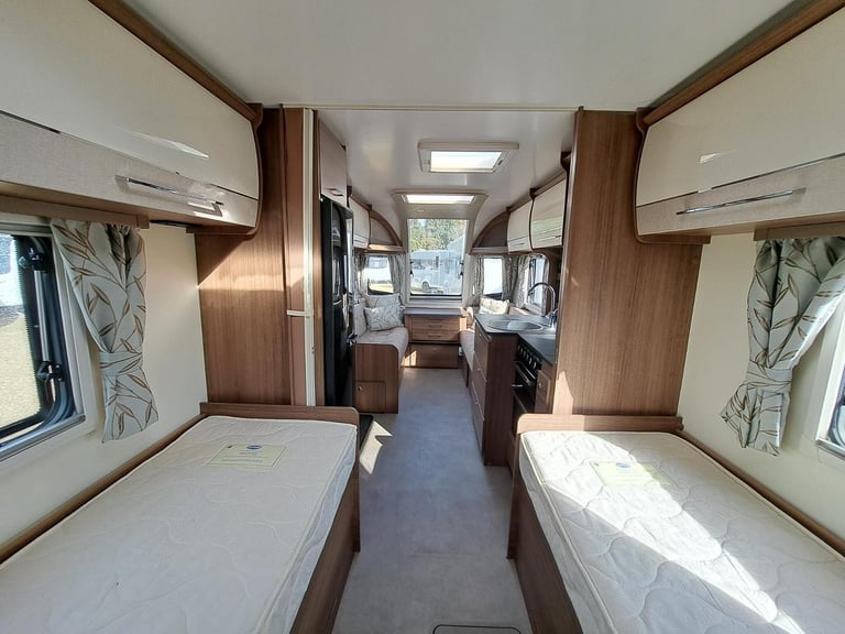 2020 Bailey Unicorn Cadiz Black Edition