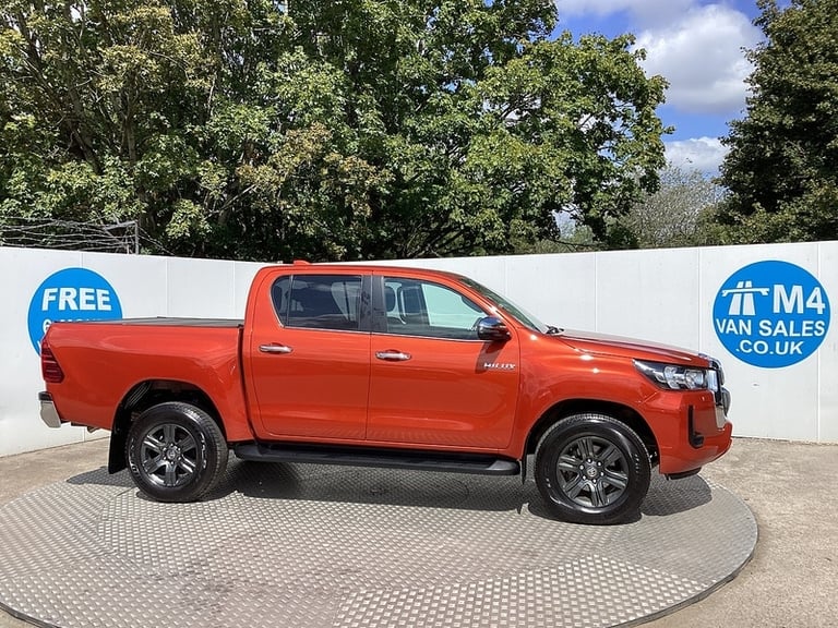 2022 Toyota Hilux D-4D Icon 4X4 D/C A/C Euro 6 Pickup Diesel Manual