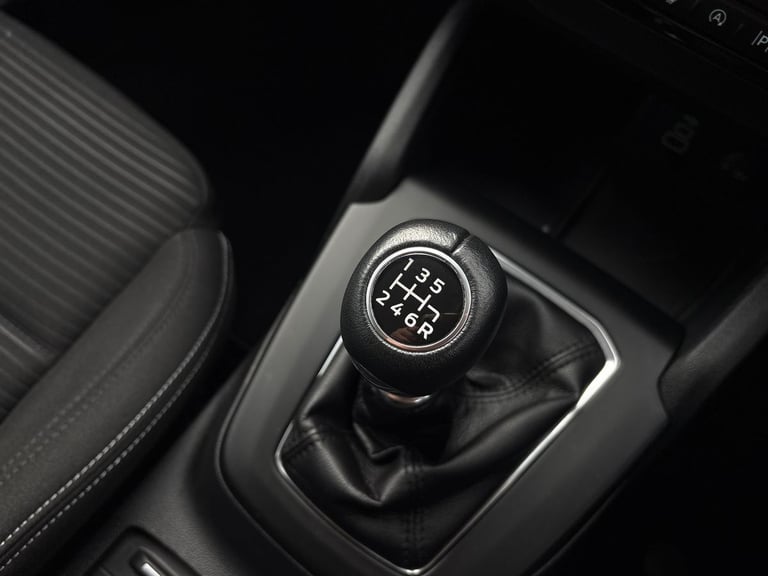 2022 Ford Focus 1.0 EcoBoost Titanium 5dr 5 Door PETROL Manual