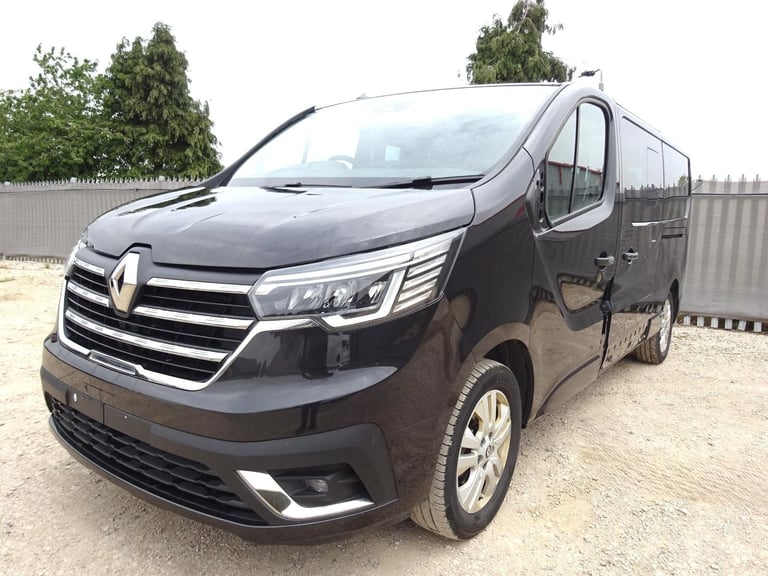 2024 24 REG RENAULT TRAFIC LL30 EXTRA BLUE DCI DIESEL AUTO MPV DAMAGED SALVAGE