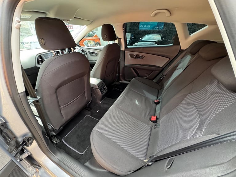 2018 SEAT Leon 1.2 TSI SE Dynamic Technology Euro 6 (s/s) 5dr HATCHBACK Petrol Manual