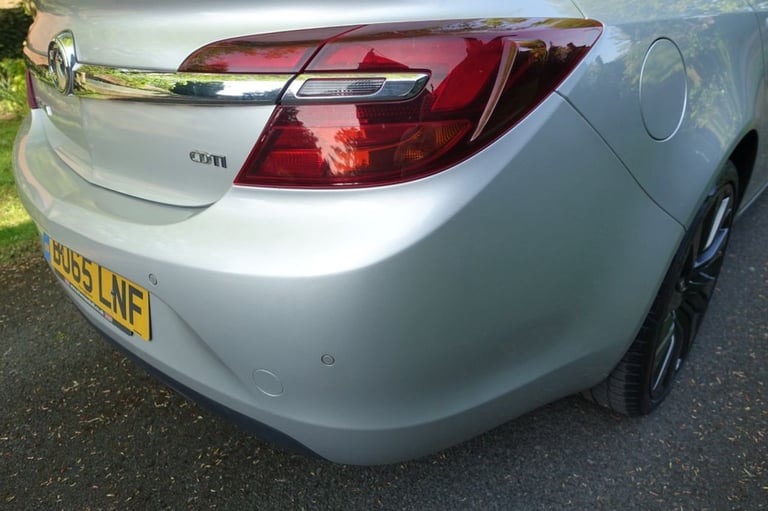 2015 Vauxhall Insignia 2.0 CDTi ecoFLEX Elite Nav Hatchback 5dr Diesel Manual Euro 6 (s/s) (170 p...