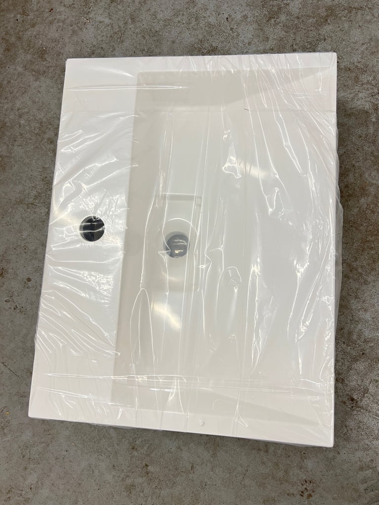 Countertop stone resin basin with hidden waste 